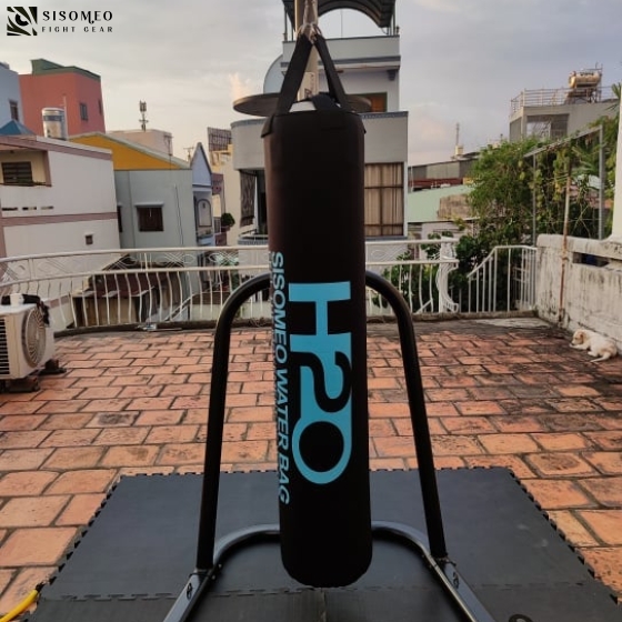 SISOMEO THE DARK H20 HEAVY BAG 190LB